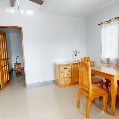 Hotel Beyond Island Moalboal Zimmer foto