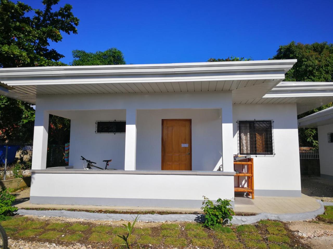 Hotel Beyond Island Moalboal Exterior foto